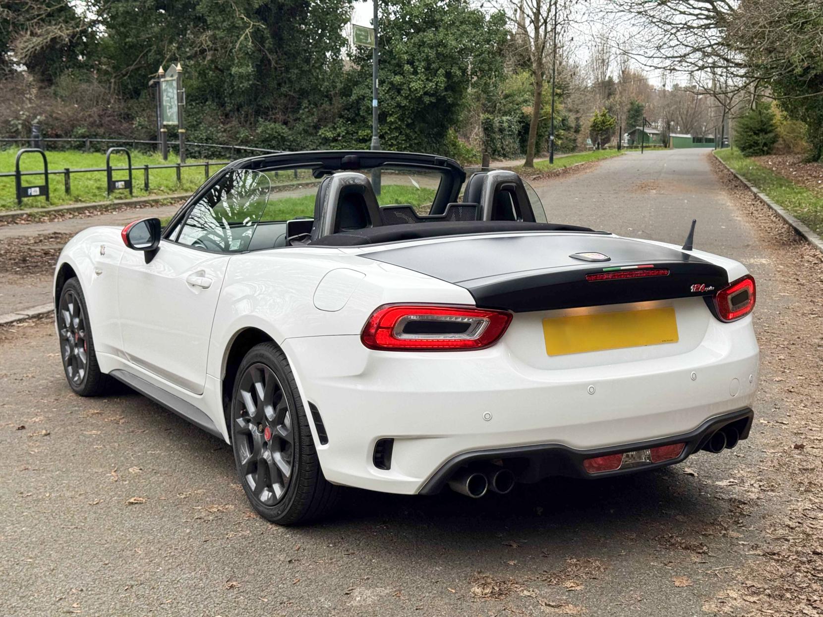 Abarth 124 Spider 1.4 MultiAir Convertible 2dr Petrol Manual Euro 6 (170 ps)