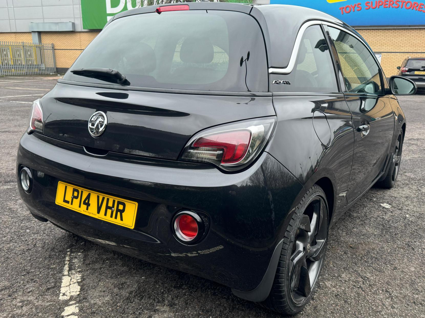 Vauxhall ADAM 1.2 16v SLAM Hatchback 3dr Petrol Manual Euro 5 (70 ps)